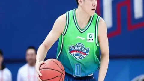 近4期大乐透专家推荐解析：火箭战局前瞻